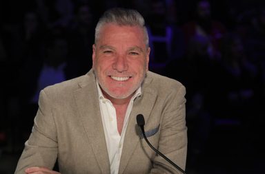 معلومات لا تعرفينها عن زوجة علي جابر