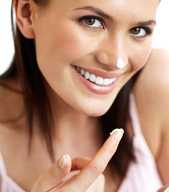 وصفة طبيعية مرطبة للبشرة الجافّة