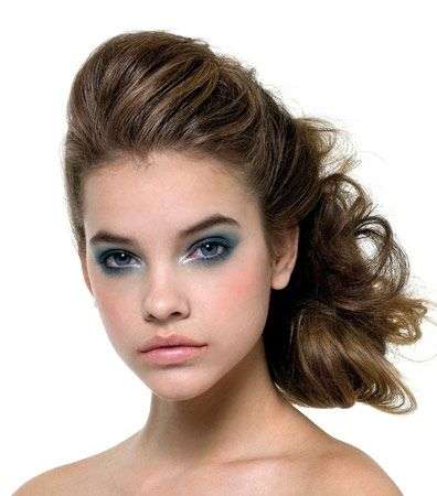 أروع تسريحات الشعر للمناسبات الفخمة