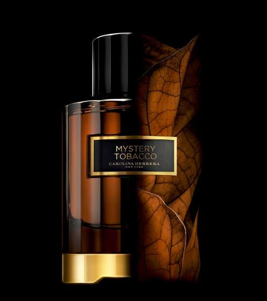 Mystery Tobacco من Carolina Herrera
