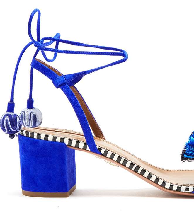 حذاء الصندل بالكعب العريض والشرائط من Aquazzura