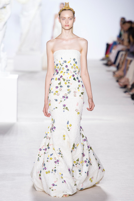 فستان سواريه من Giambattista Valli لشتاء 2014