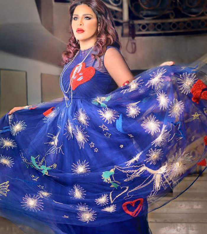 تصفحي فساتين احلام 2016 ونهاية 2015
