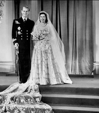 ما السر منازل الطفولة مع فيليب وإليزابيث؟