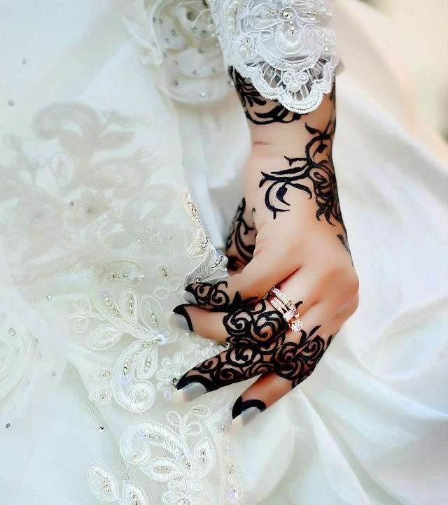 صور اجمل حناء يد للعروس