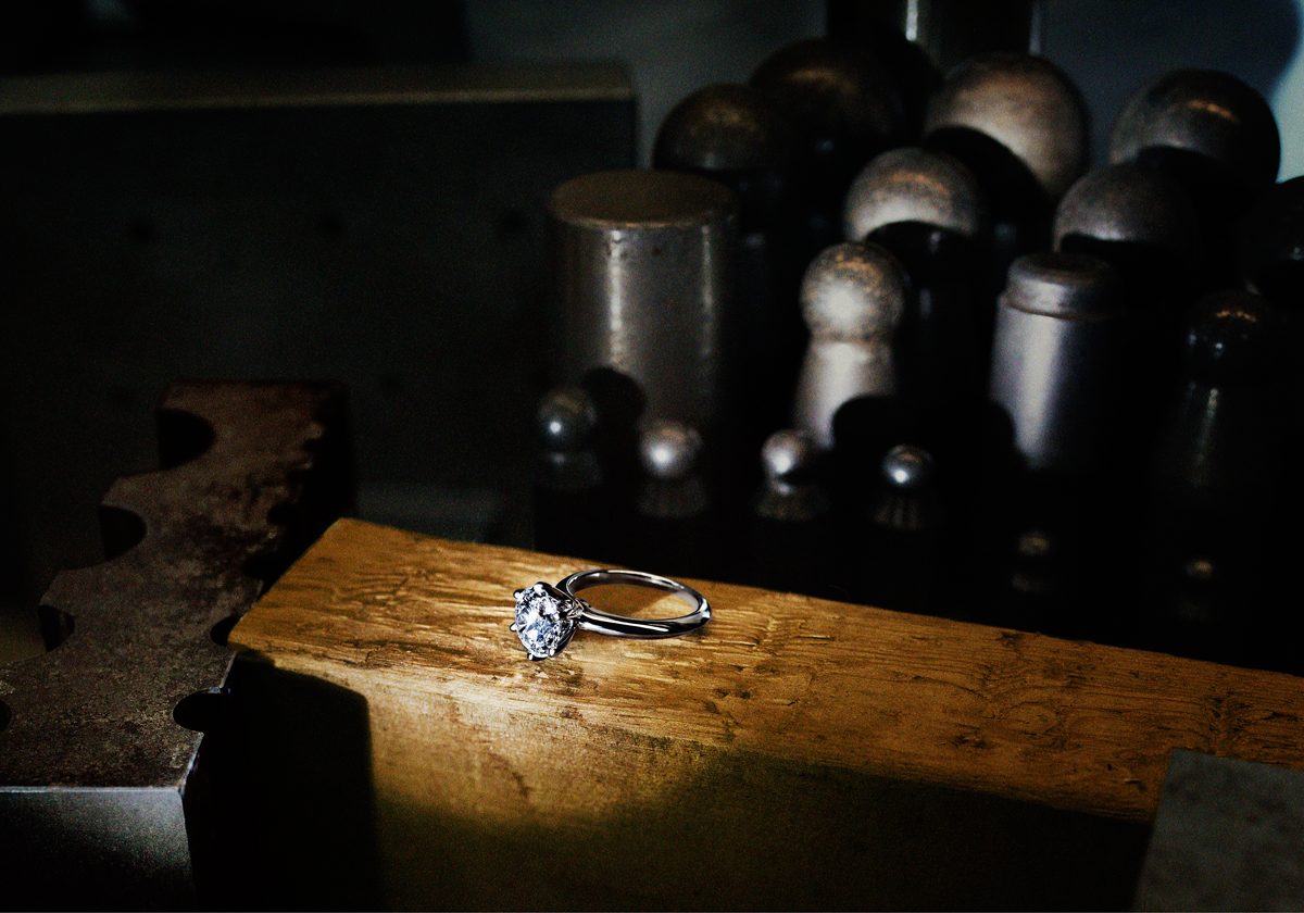 علامة تيفاني تتقن صناعة الماس