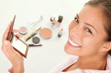 كيف تجعلين مستحضرات ماكياجك صديقة للبيئة؟