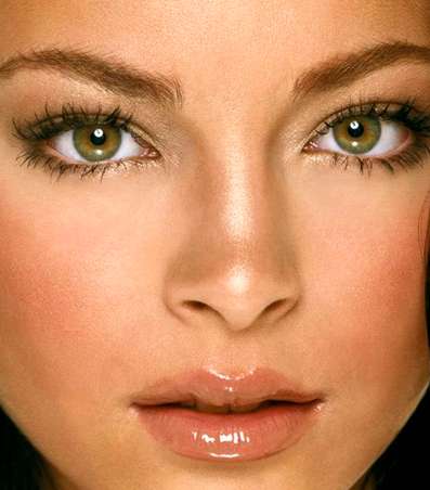 صور اجمل تقنيات لتطبيق الماسكارا