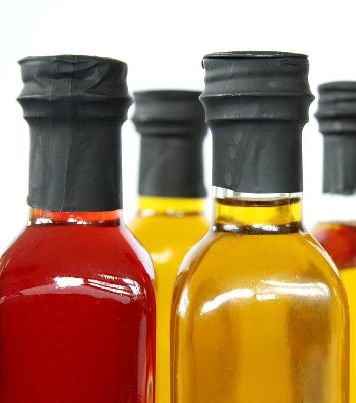 الزيوت تعتني بنظافة بشرتك