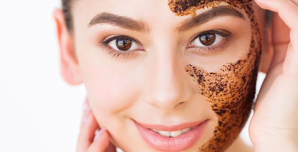 أسباب تجعل الكافيين مكونا رئيسيا في كريمات العناية بالعيون