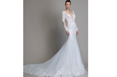 فساتين اعراس طويلة