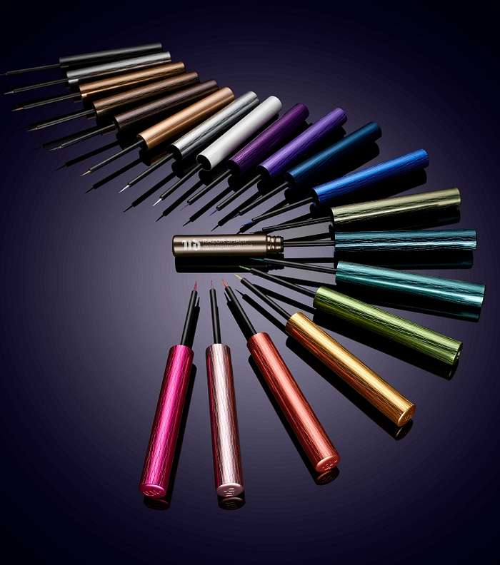 قلم تحديد العينين الفائق الدقّة والمضاد للماء Razor Sharp