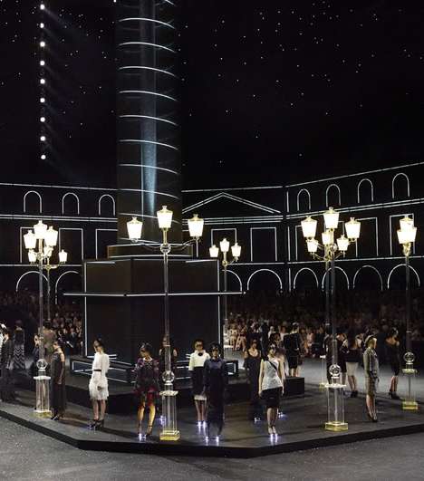 ديكور CHANEL لخريف وشتاء 2012