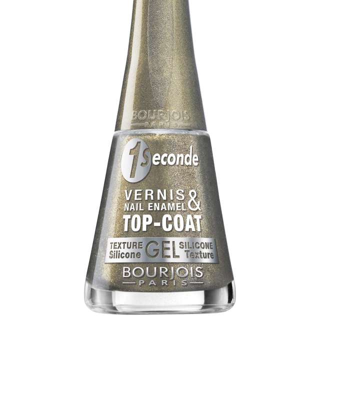 الرمادي...أجمل ألوان طلاء الأظافر هذا الموسم 