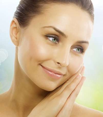 مجموعة Visibly Clear®  Pore & Shine ذات المفعول المزدوج من نيتروجينا