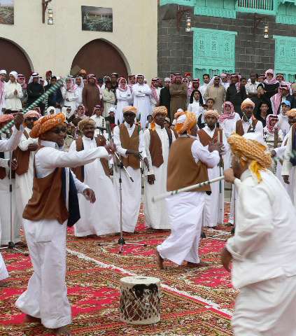 رقصة المزمار الحجازيّة 