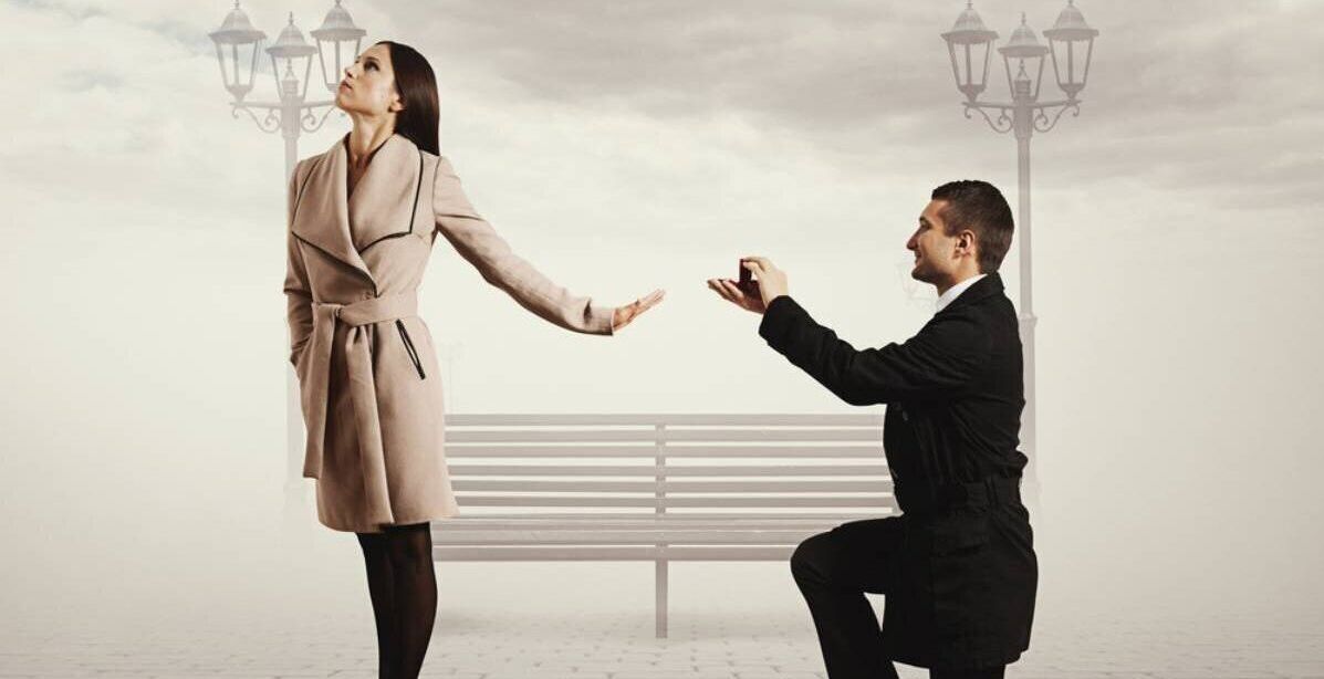 لماذا يحب الرجل المرأة التي ترفضه 