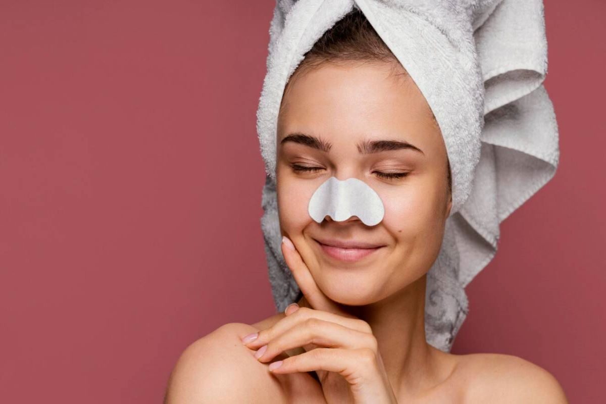 لصقات الانف بعد التجميل: هل هي مفيدة؟