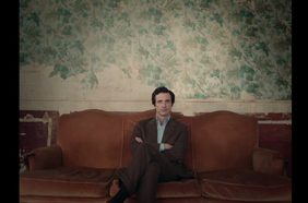 Couch, Furniture, Person