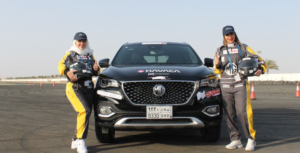 انطلاقة "رالي جميل" النسائي الأول في السعودية وياسمينة تلتقي فريق The Advisor 