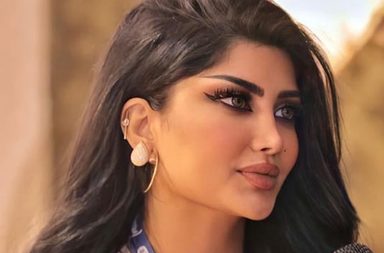 معرض العطور في الرياض يكشف الوجه الحقيقي لمشهورات السوشال ميديا، فكيف ظهرنّ بدون فلتر؟ 