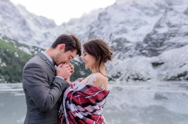 تفسير التقبيل في الحلم للعزباء