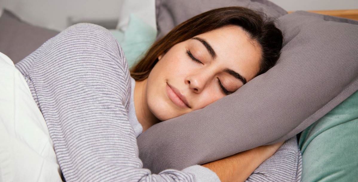 حلم العزباء بدون ملابس