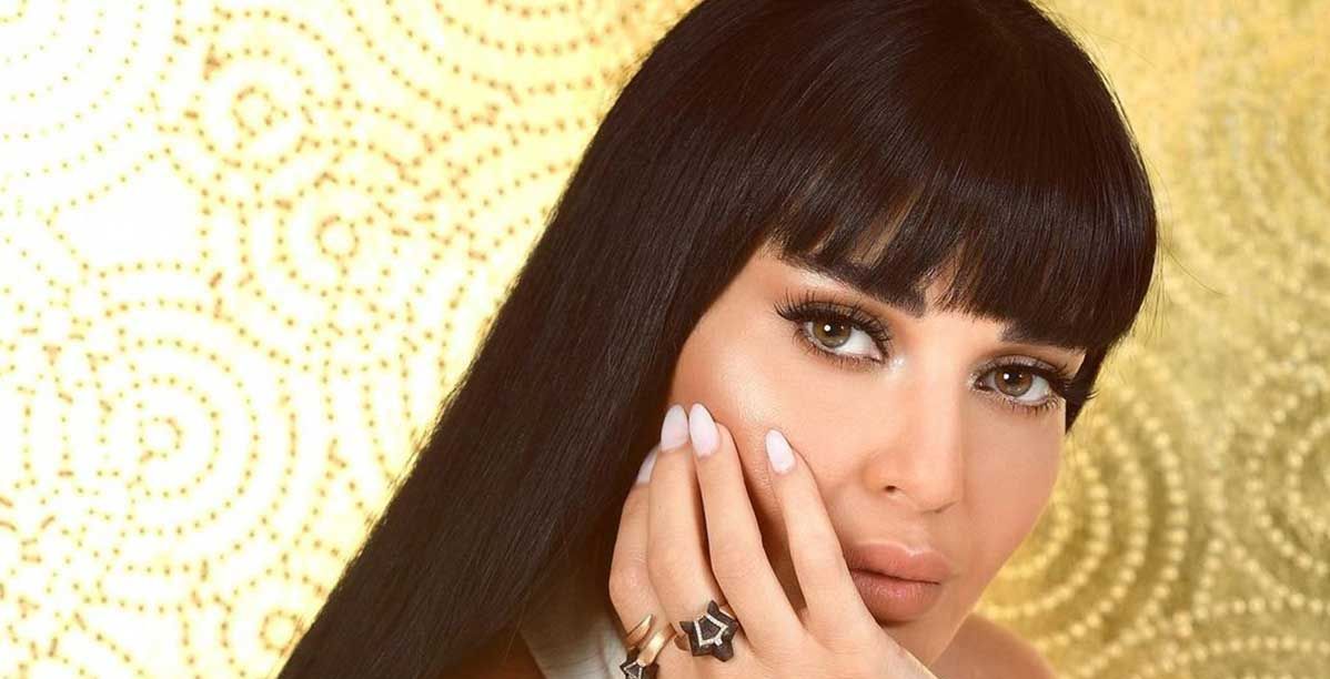حيل مكياج تطبقها الفنانات ليبدون اصغر