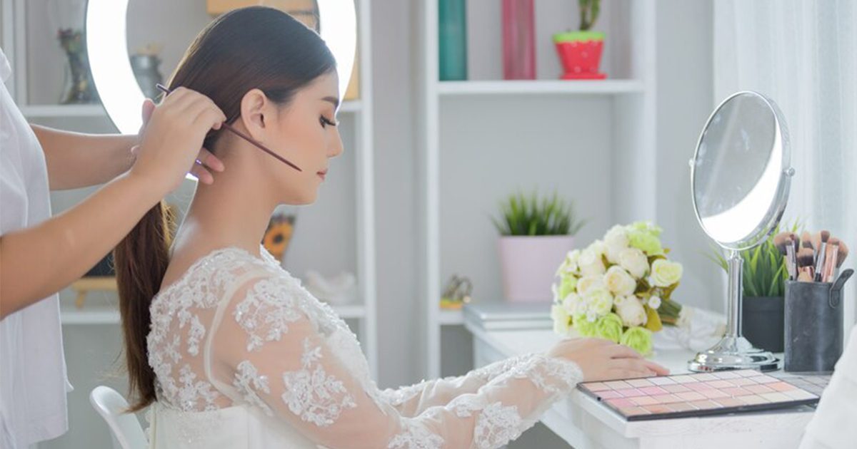 تسريحات شعر طويل للأعراس لإطلالة مميزة في يوم زفافكِ
