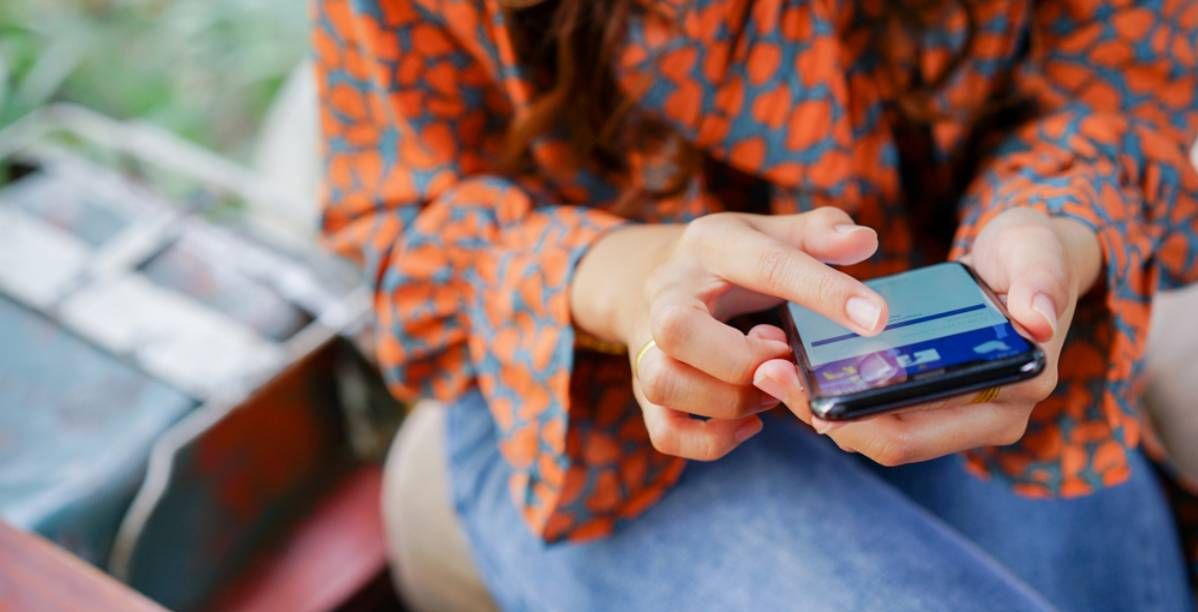طريقة عمل الفيس بوك اسود بدقائق