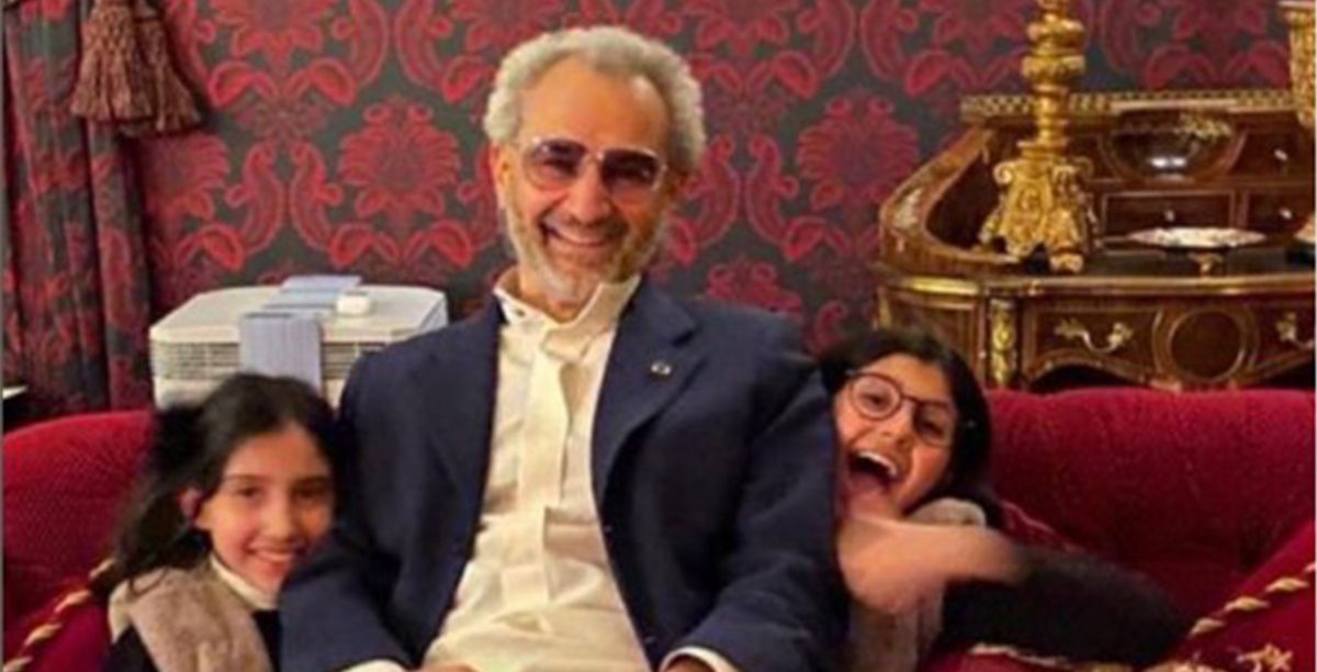 Person, Human, Furniture