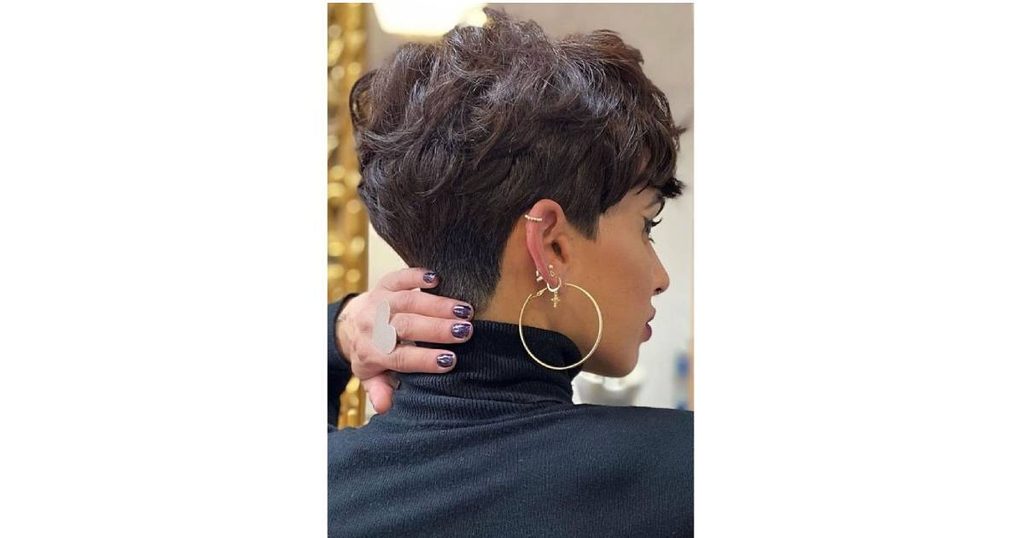 قصة شعر بوي مدرجة