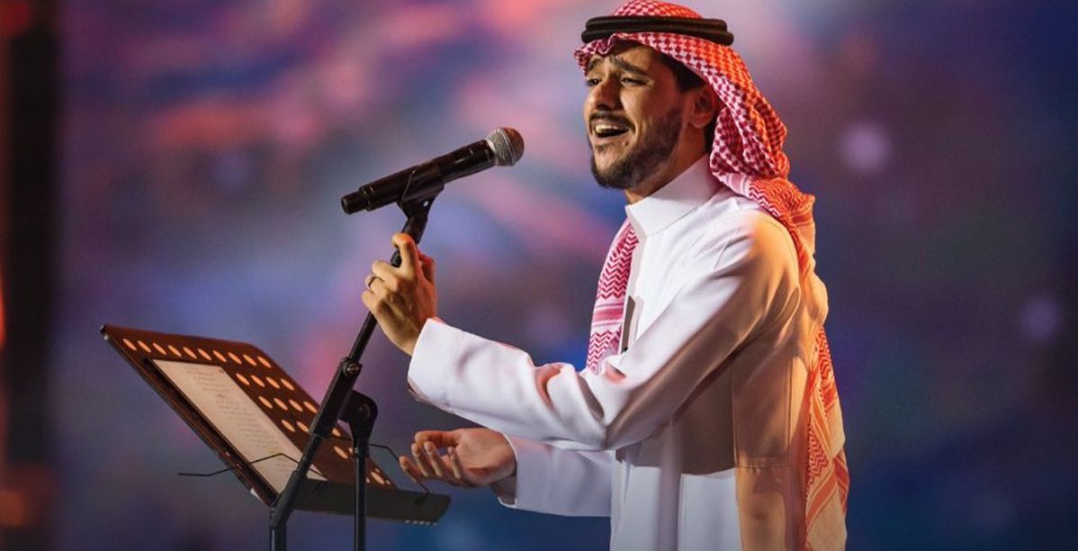 الفنان السعودي عايض يتعرض لموجة من الإنتقادات وهذا ما فعله محمد عبده