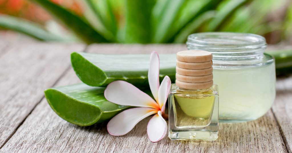 خلطات منزلية لبشرة شابة