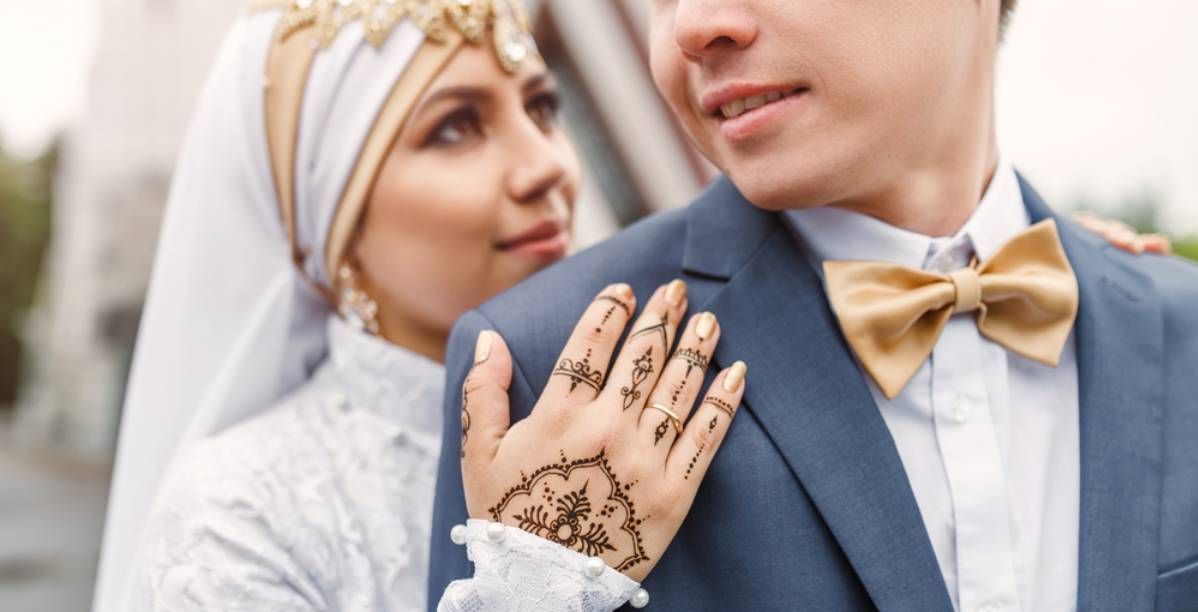 أجمل عبارات تهنئة بزواج الأخ