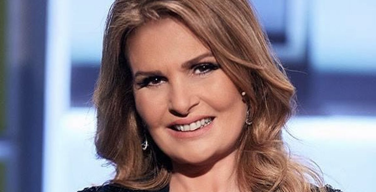 مهرجان البحر الأحمر السينمائي الدولي يمنح الفنانة يُسرا جائزة فخرية