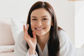 كريمات البشرة الدهنية واخطاء تجعلها تسبب الشوائب