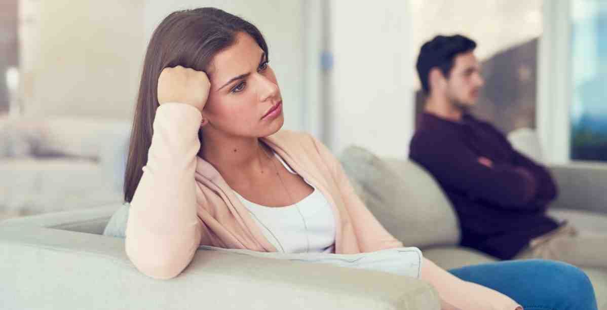 كيفية التعامل مع الزوج الذي يقلل من قيمة زوجته