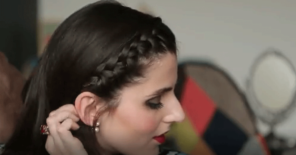 عودة الأمواج الطبيعية والضفائر الأنيقة.. إليكِ أهمها