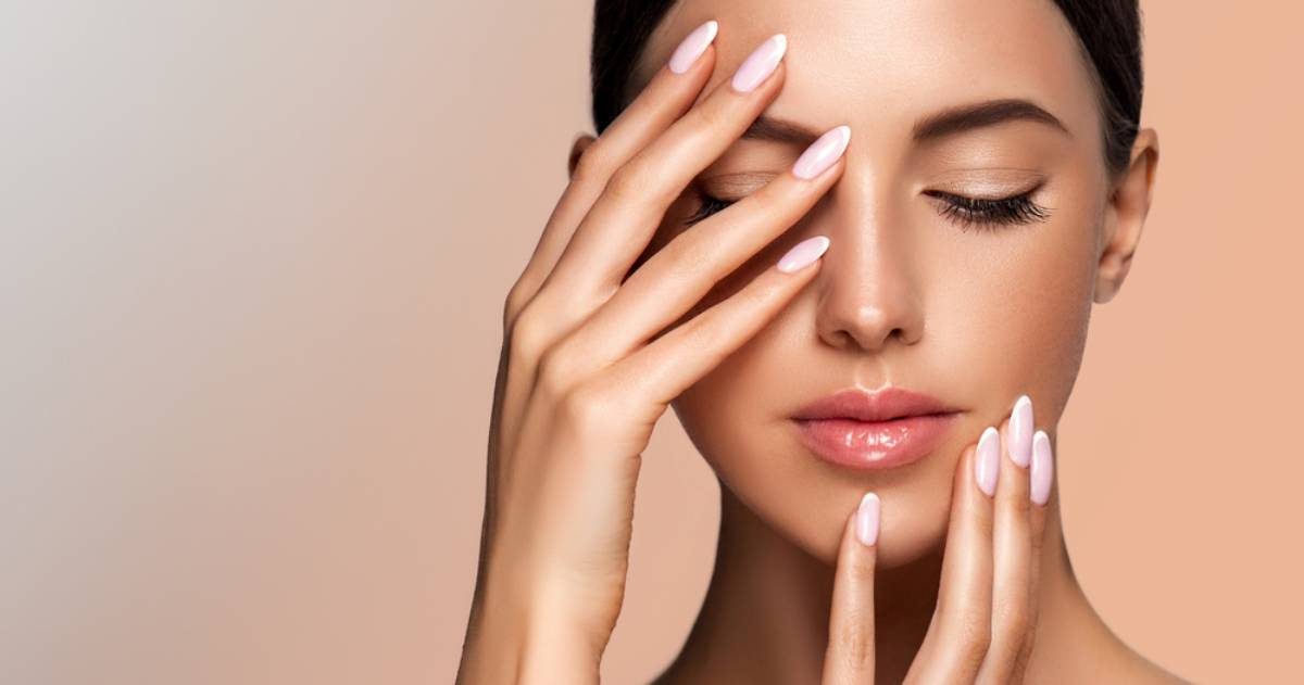 خطوط في الاظافر: هل وجودها دليل مشكلة صحية؟