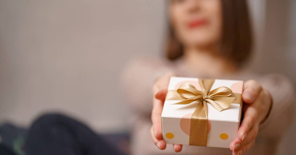 أفكار رائعة ومميزة قدميها كهدايا مواليد بنات