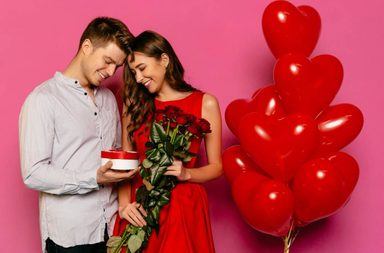 أجمل كلام رومانسي لعيد الحب عبر تويتر