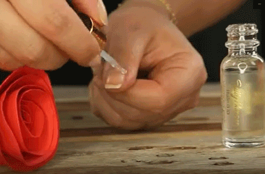 بالفيديو، طريقة مثالية للعناية بالاظافر