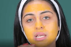 بالفيديو، خلطات هندية للتخلص من شوائب البشرة