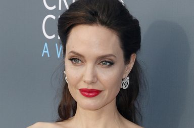 أنجلينا جولي