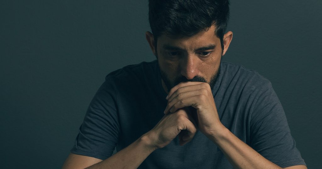 أسباب البكاء عند الرجل