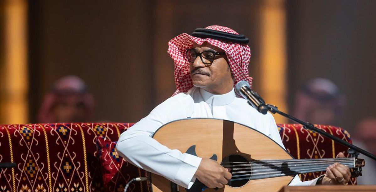 رابح صقر حديث السوشال ميديا بعد حفله الأخير في الرياض فما علاقة السناب شات؟