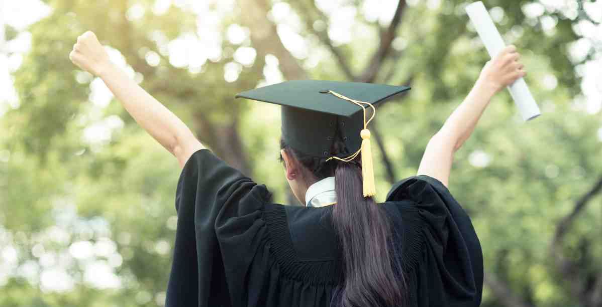 تهنئة تخرج قصيرة
