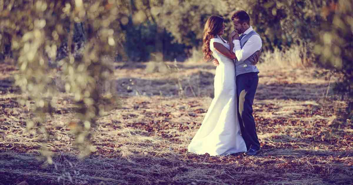عبارات تهنئة للعروسين