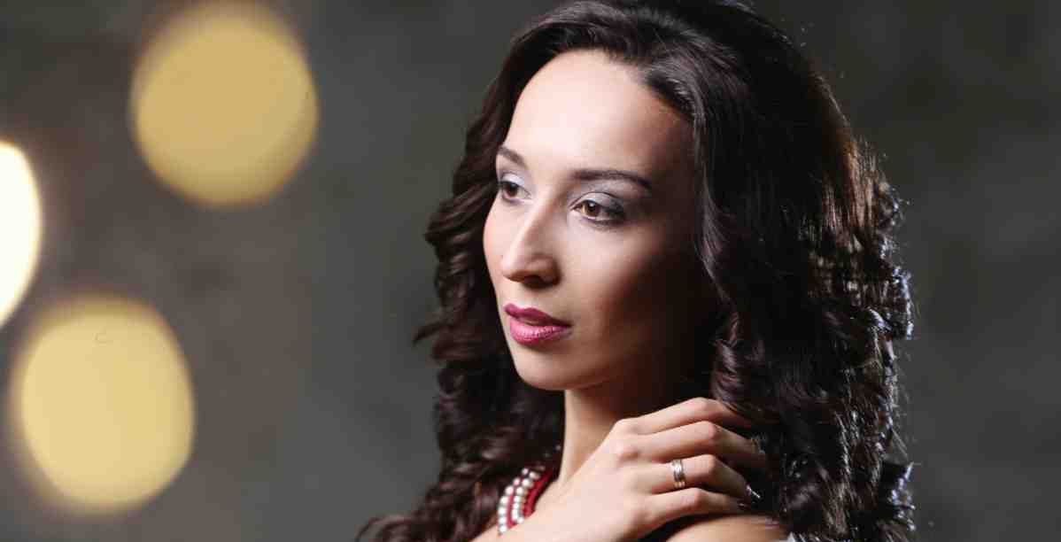 كم مدة تخمير الحناء للشعر